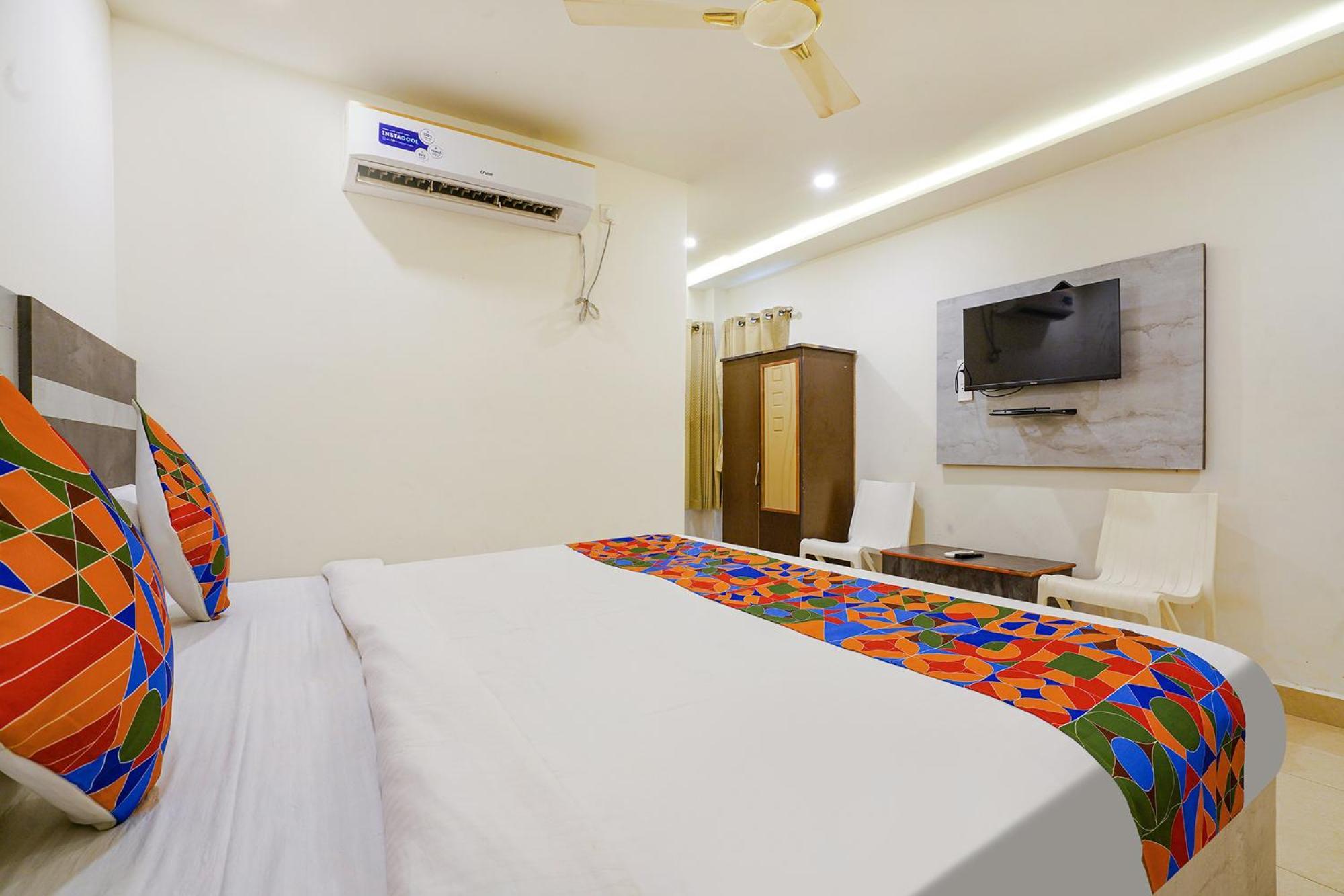 Fabhotel Ambika Elite Buckinghampet Exterior photo