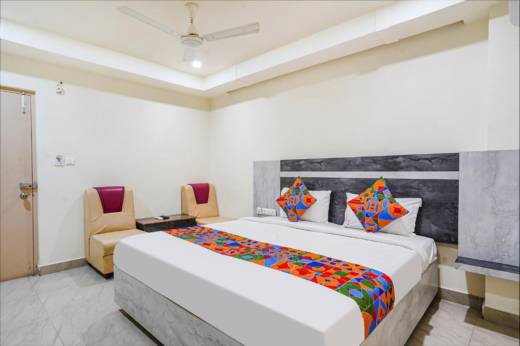 Fabhotel Ambika Elite Buckinghampet Exterior photo